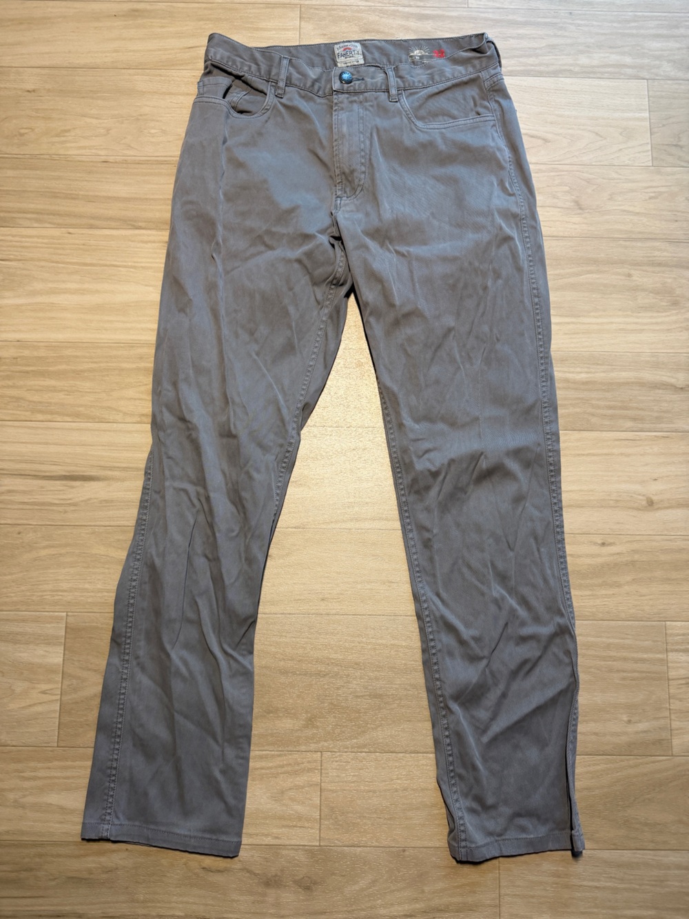 Faherty Gray Organic Cotton Khaki Pants Men’s Size 32